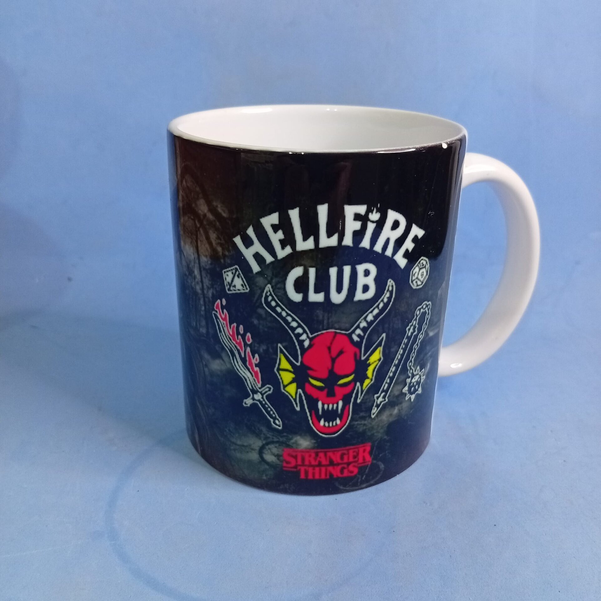Taza Billy Hargrove Stranger Things Hellfire Club - 1