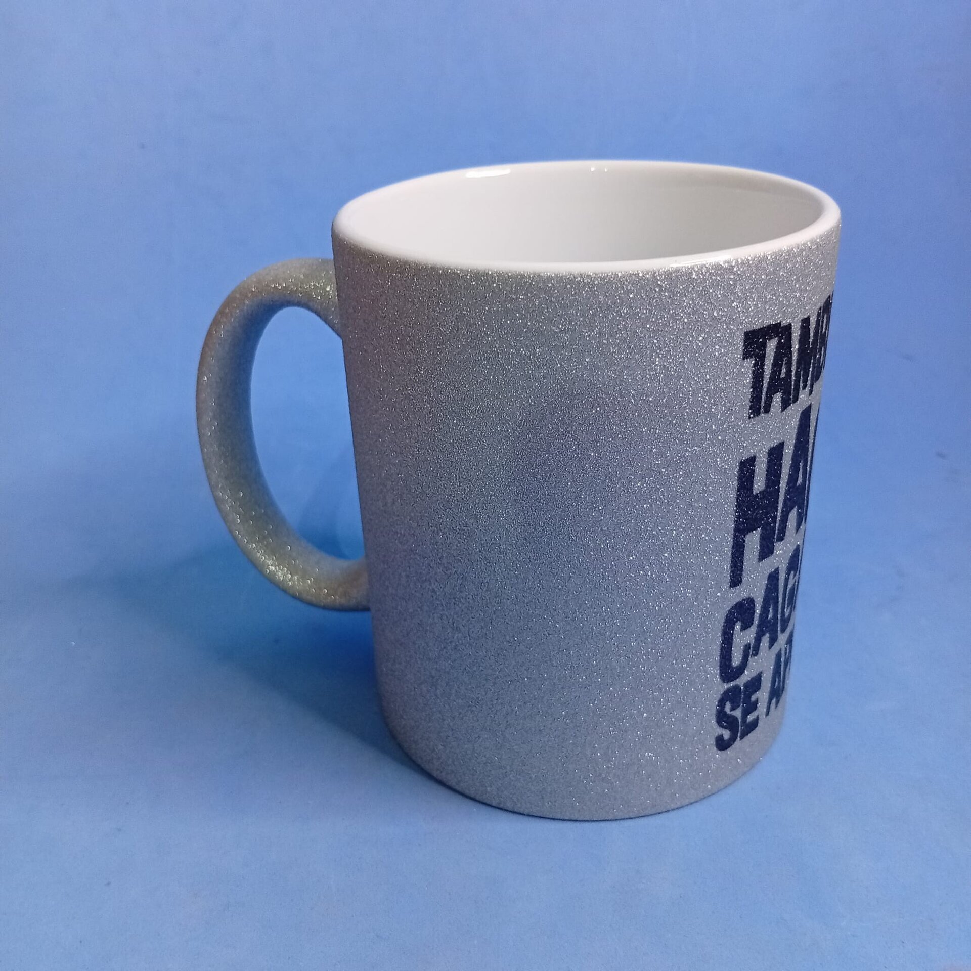 Taza “También de hacer cagadas se aprende” – Purpurina Plateada - 3