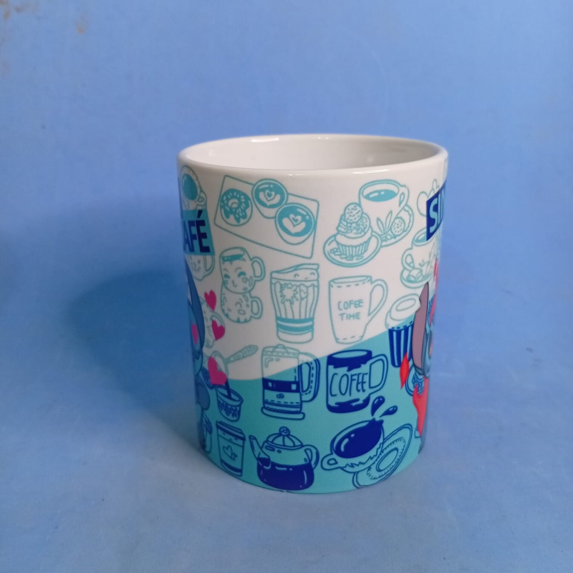Taza Stitch “Con café / Sin café” - 3