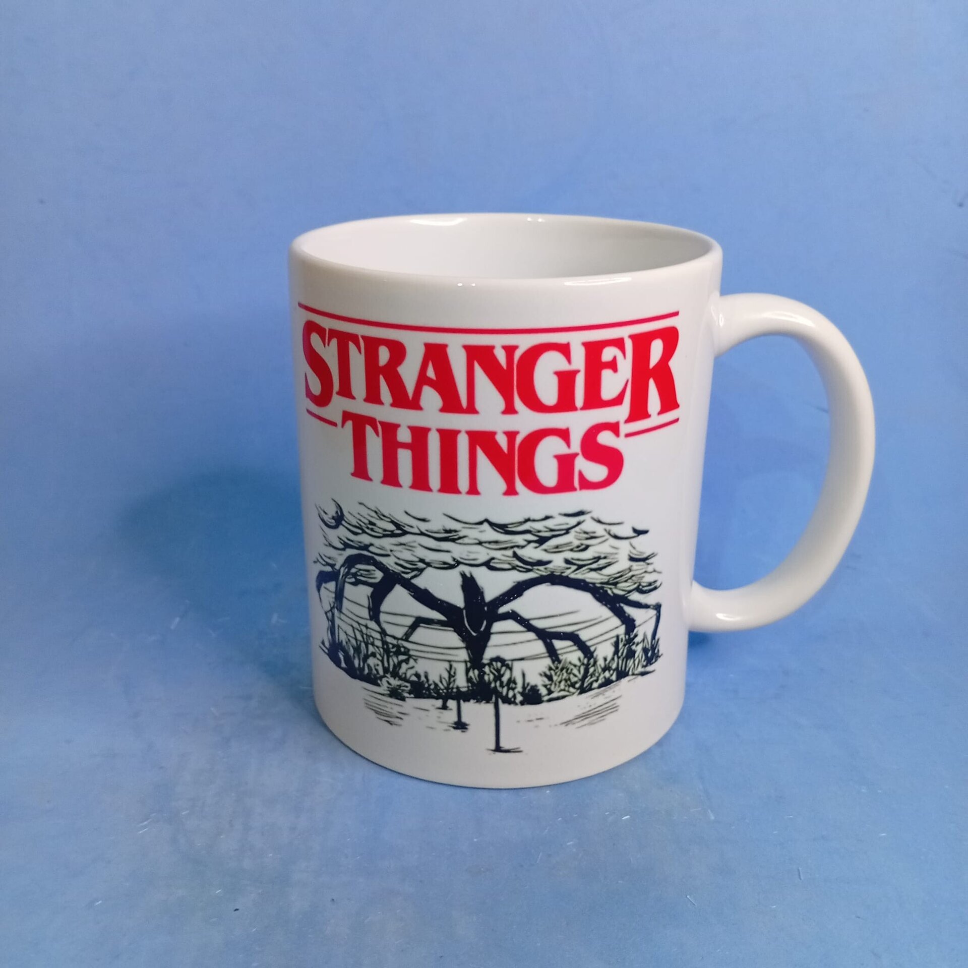 Taza Stranger Things Azotamentes - 3