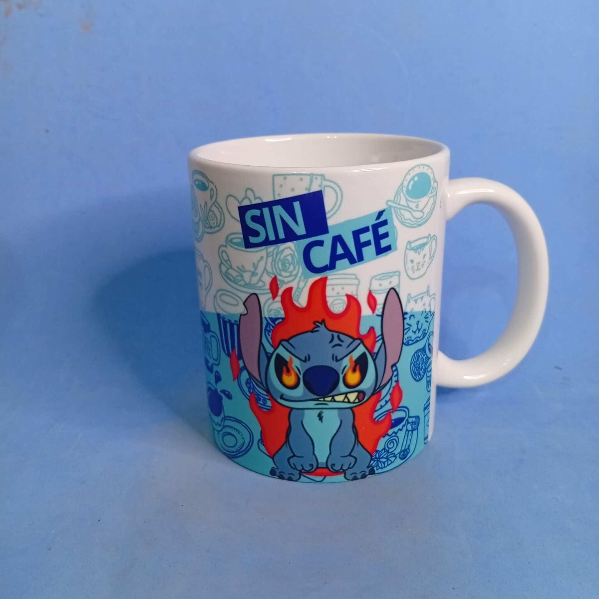Taza Stitch “Con café / Sin café” - 2