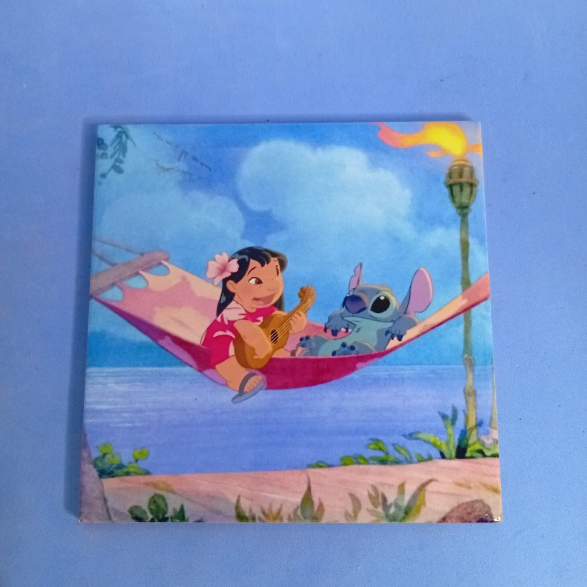 Cuadro “Lilo & Stitch” 10,6 x 10,6 cm con caballete - 2