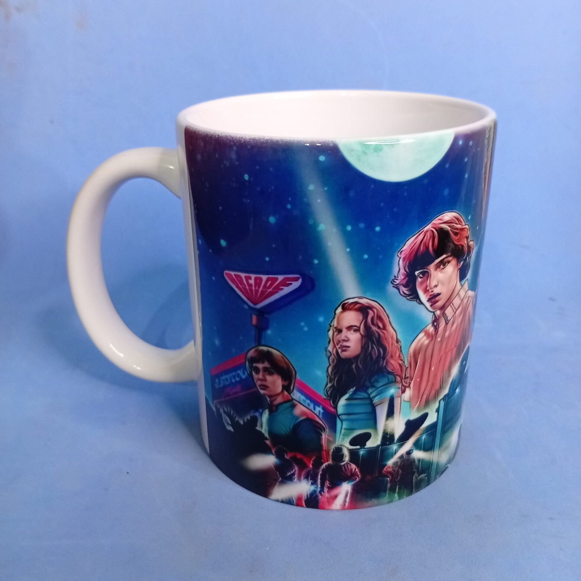 Taza Stranger Things Personajes - 3